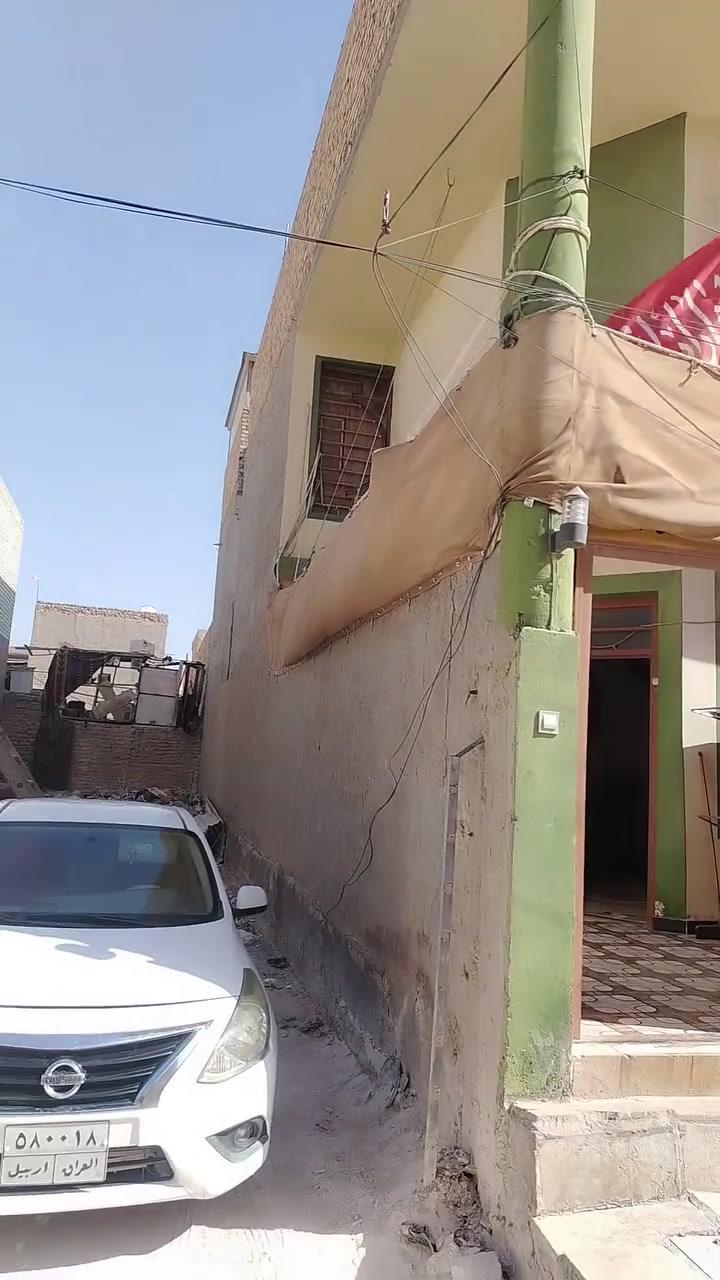 سلام عليكم ورحمة الله وبركاته

#مكتب_عقارات_الهمام

دار للبيع مساحة ١٠٠ متر عمل جناي جديد ونظيف جدا
ثلاث طوابق ٥ غرف نوم ٣ صالات ٣ مجاميع صحية مطبخ استقبال
يرهم مراوس ابيت اكبر مساحة وحسب الاتفاق اذا مطلوب عقاري او غير ذلك 
#العنوان_الكوفة_حي_ميسان_منطقة_٢٤
#السعر_المطلوب_١٤٠_مليون_مع_المجال
للتواصل الاتصال *********** واتساب *********** اتصال *********** او مراسلة الخاص
