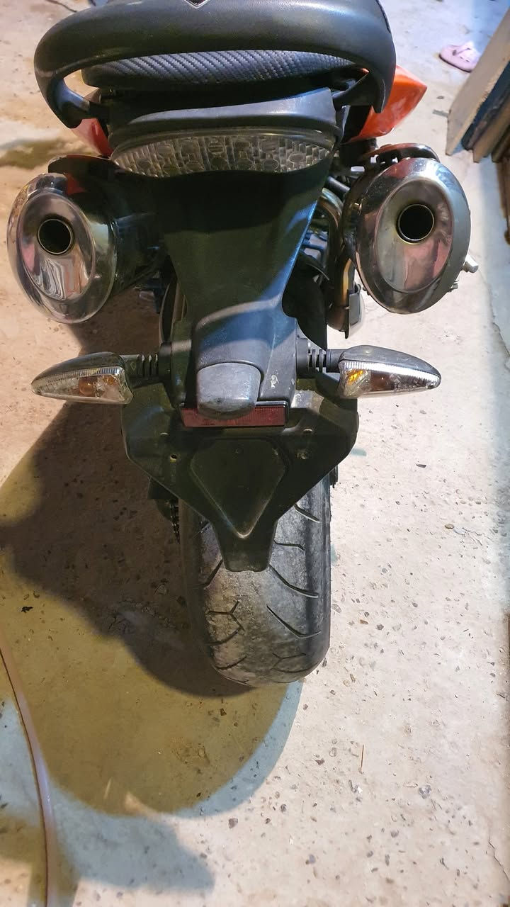 Triumph Street Triple 1050
دراجه برطانيه ٣ سلندر  نوزل دراجه سريعه كلش وقويه  بيهه برمجه طلقات  بك فاير  ابيع سكراب حطب حديد  اكاتبك ونطيك اوراقهه  سعرهه ١٧ ورقه مكان بغداد


**إذا كنت صاحب هذا الإعلان وتريد حذفه لأي سبب، رجاءا أرسل رسالة إلى الدعم الفني**