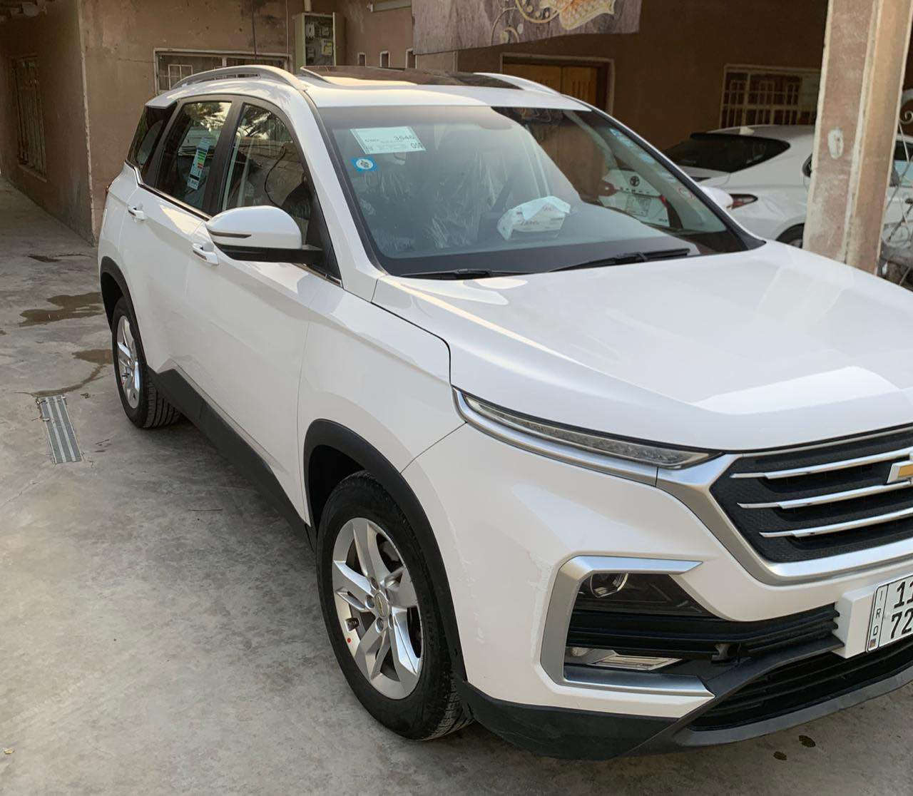 شوفر ليت كابتيفيا ٢٠٢١ مواصفات فول بصمه فتحة تبريد قطعتين خليجي مكفوله بدون صبغ ٧ راكب مكينه ١٦٠٠ تيربو شاشة جبيره حساسات امامي خلفي تحكم استيرن صفحتين رقم بغداد الدولي بسمي مكاني بغداد الدورة *********** واتساب بغداد, العراق
