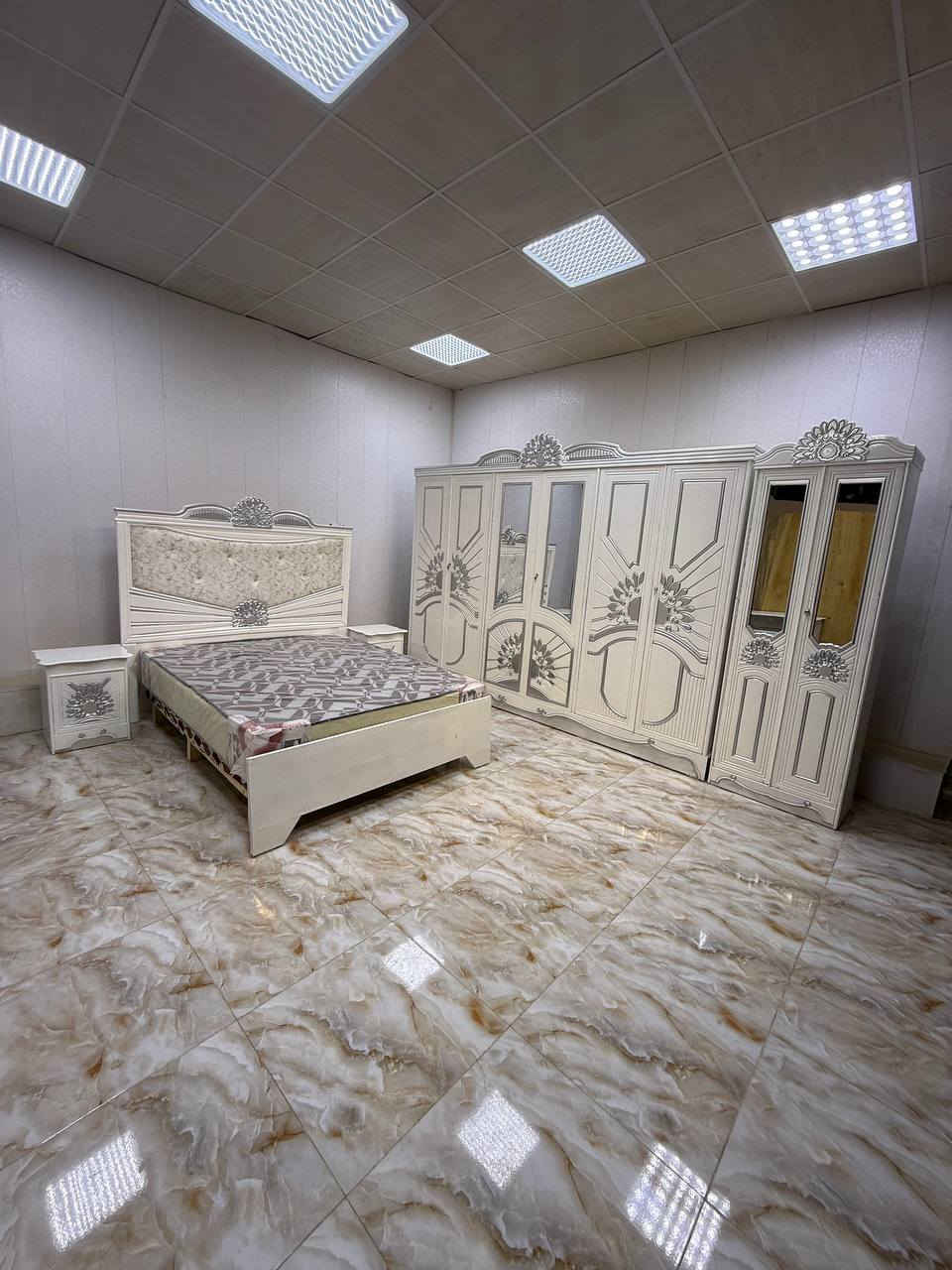 عرض خاص 😍غرفه نجاره عراقيه 

السعر 950 ألف 👉

عدد القطع  ٧ قطع 😍
1 //جرباية   👉
//ميز جانبي ايسر 👉
2// وميز  جانبي  👉
3// زاوية 👉
4// وميز بلازمه  👉
5//وميز مراية 👉
6// وكنتور 👉

القطعه الثامنة حسب الطلب شازلون
سعرها ٥٠ الف ❤️

#العراق #بغداد #المنصور #الشعله #الحريه #الكاظميه #الوزيريه #الحارثيه #الكراده #العطيفيه #الغزاليه #التاجي #الدوره #الزعفرانيه #التاجيات #اثاث #كاونتر #طبلات #ميز #طعام #تخم #ديوان #غرف #صاج #اثاث #متنوع #كاونتر #المنيوم


**إذا كنت صاحب هذا الإعلان وتريد حذفه لأي سبب، رجاءا أرسل رسالة إلى الدعم الفني**