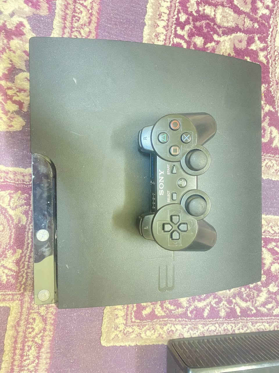 سلام عليكم اخوان بلي 3مهكر بي 10 ألعاب وXbox 360 سلم بي 52 لعبه سعرها اثنينها 160 بيها مجال للشراي 
واتساب ***********
