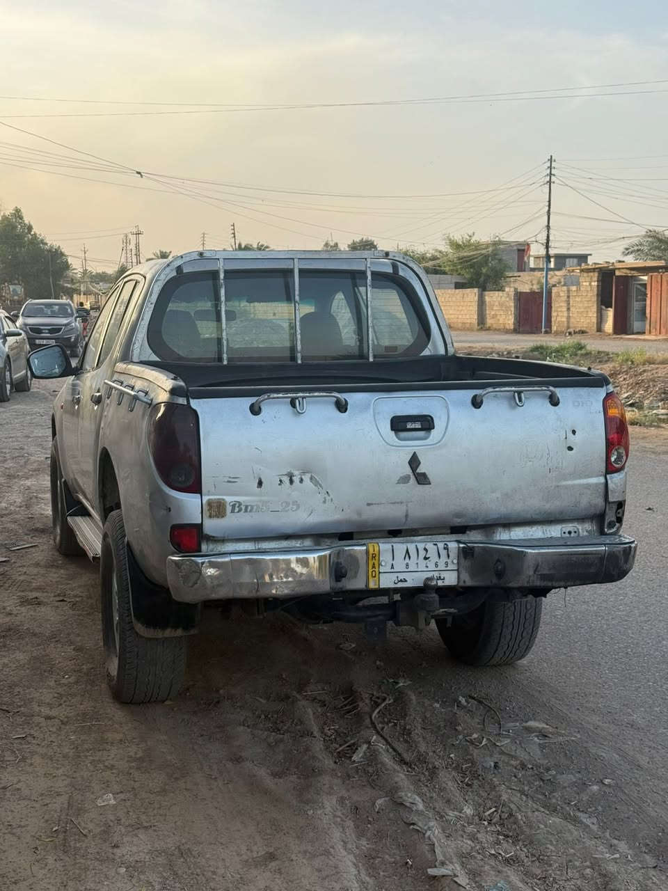 I200 4x4 2007 محرك ستاركس كاز سوبر
سيارة حلوة بيها فقط جراد تحويل ثاني يوم كهربائيات كلها ششغالة تبريد عاطل السيارة 65 وبيها مجال الشراي يتصل ***********
