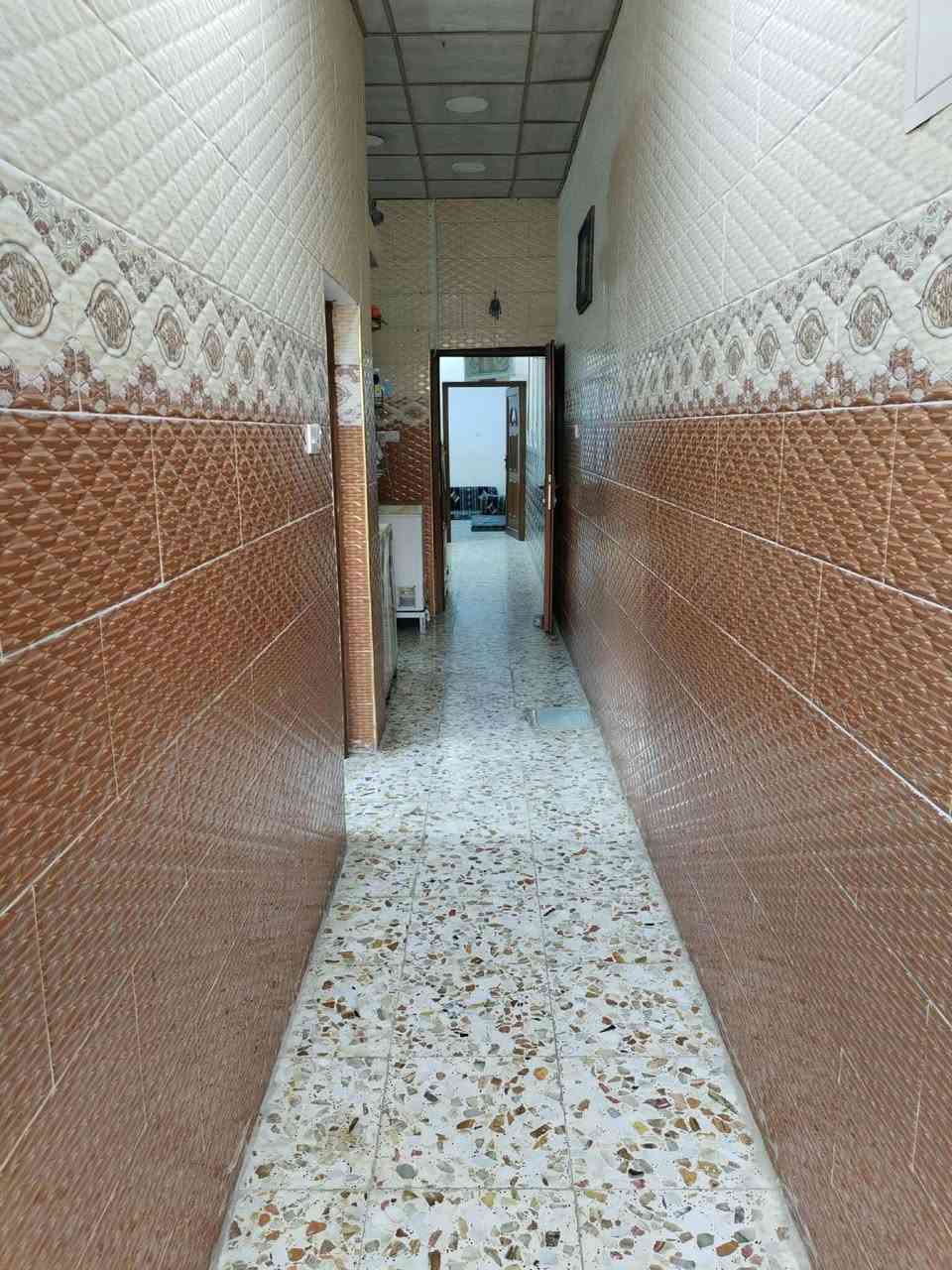 السلام عليكم بيت للبيع طابو ١٠٠ متر طابقين العمارة الجمعيات ***********
