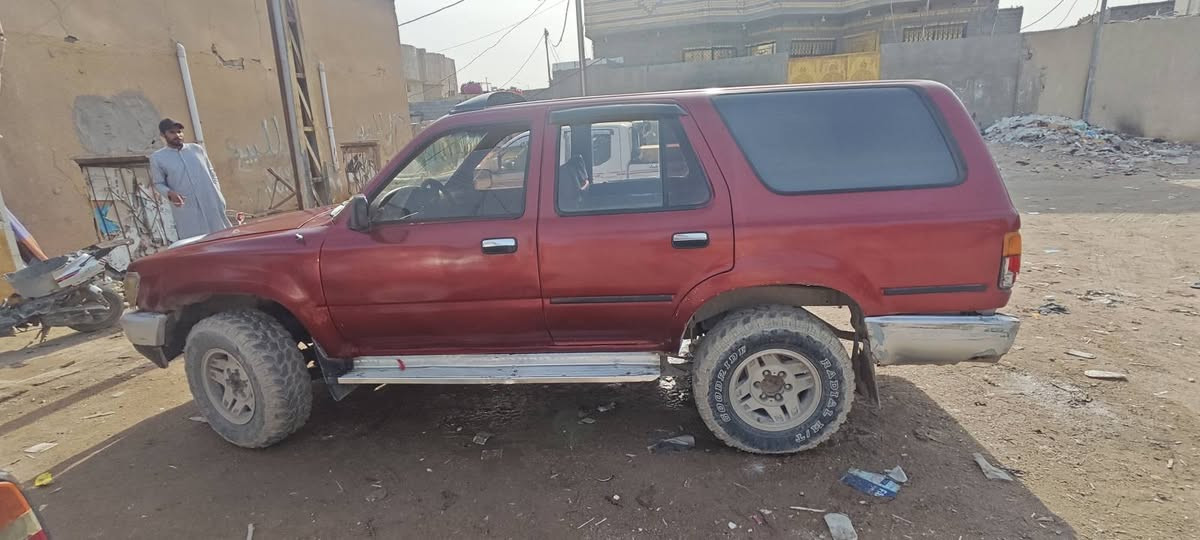 سلام عليكم
سيارة رونار مودل 1994 مكينه وكير 3000
سياره سعرها 38وبيها مجال 
المكان البصره زبير 
سنويه 2009 
الاستفسار الاتصال على رقم تالي ***********
