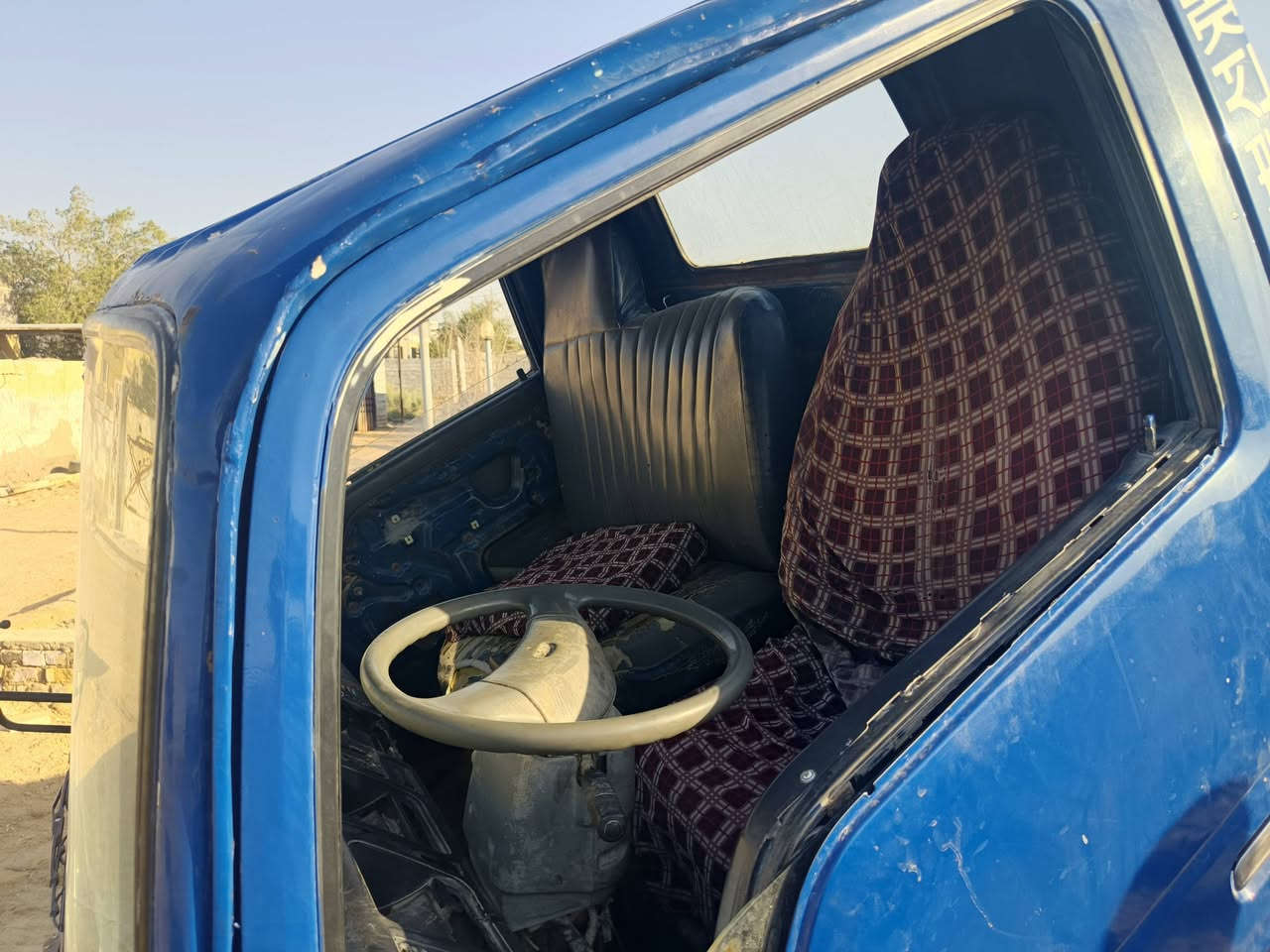 كنتر مازدا موديل ٩٣ سنويه جديده هزه جديده ل ٣١ رقم إنكليزي بصره
شاصي مكفول 
أكسل كير كفاله تخم تاير جوبلس 
محرك بيه صوت بكن 
مكاني ديوانيه سعر ٣٥ وبيها مجال 
***********
*********** واتساب
