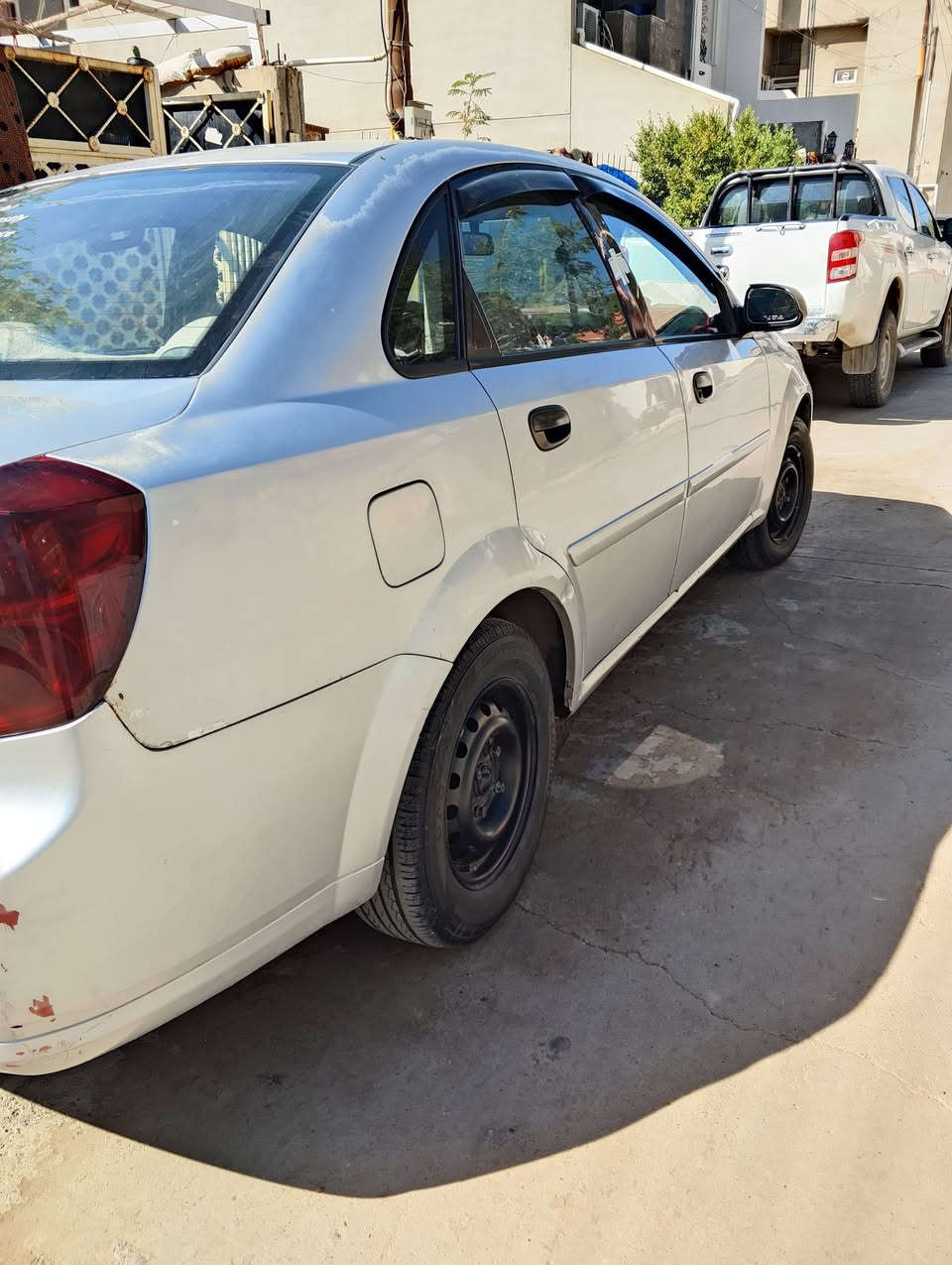 سيارة اوبترا2004 كير عادي دفتر بنزين سنويه لحد 2030 جديد سعر 65 بي مجال استفسار اتصال ***********
