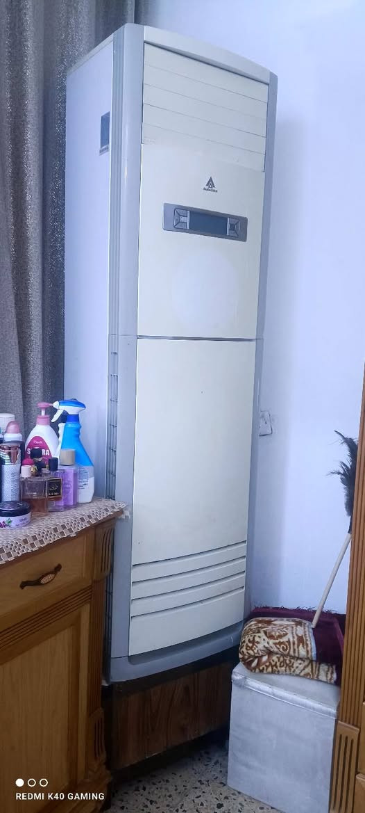 سلام عليكم سبلت للبيع شركة الحافظ:
​السعة: 3 طن.
​الحالة: نظيف، بس (يحتاج) غاز فقط.
​اللي يريد، يتصل على هذا الرقم واتساب
*********** العنوان الكماليه شارع المصرف 
​إخوان شركة الحافظ معروفة من أكبر الشركات

السعر 450 اصلي الله شاهد

