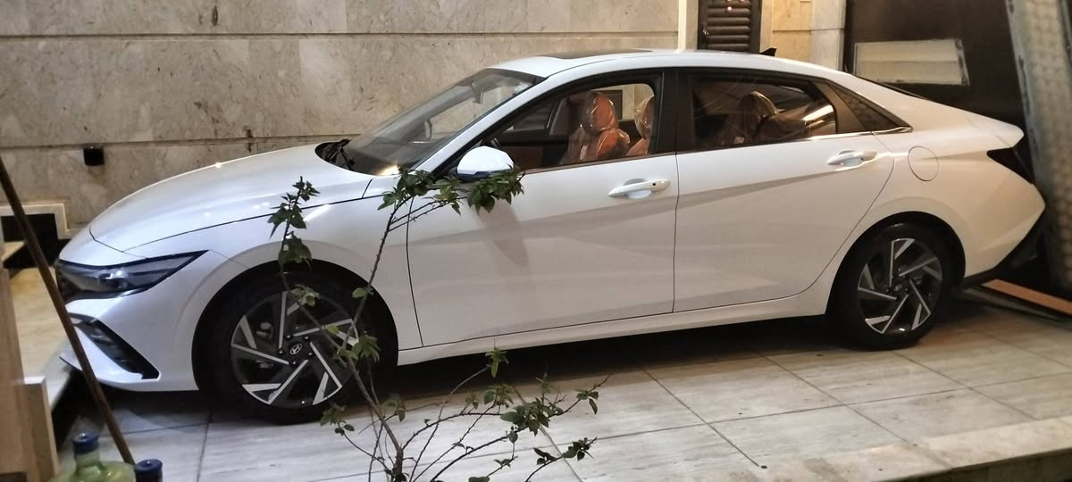 السلام عليكم النترا تجميع الصين 
موديل25  ماشية 7الف مكفولة
بعدهي بالجيس مال شركه 
سنوية باسمي اربيل
سعره 153 وبيهه مجال 
مكاني بغداد السيدية 
*********** ابو الياس
