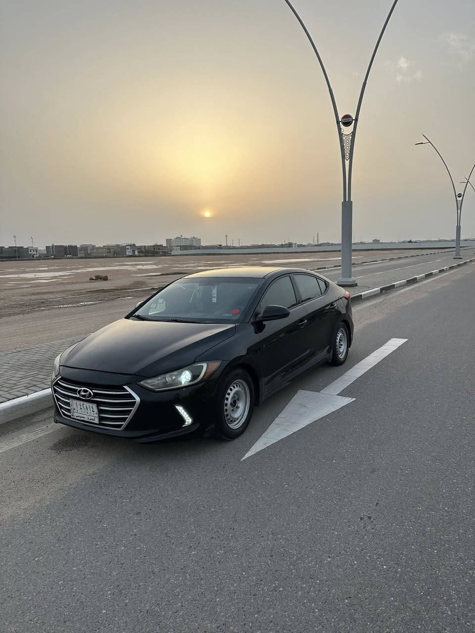 لانتره 2018 كير عادي أمريكي حادث بس بنيد باقي كفاله مكينه 2000دوش دوشمه عامه السعر 100 رقمي ***********
