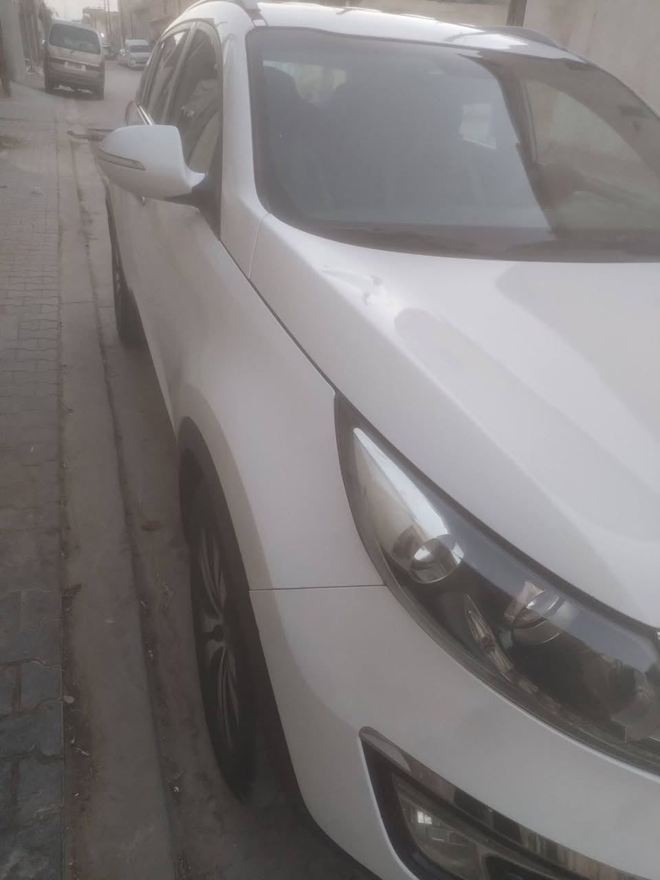 سلام عليكم كيا سبورتج 12 خليجي مكفوله من الحادث فقط تكحيلات ورشه صبغ سبب زنجار محرك 200 دوش السعر 130 بيها مجال بصيط ***********
