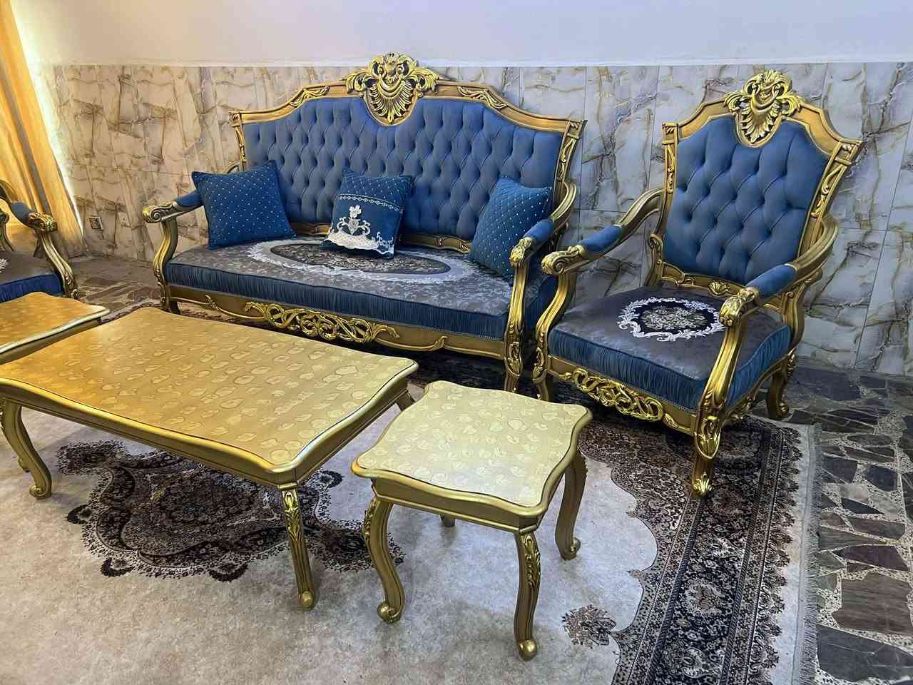 تخم زان مصري 10مقاعد سيت طبلات نظافة 100 💯💯 مكان المنصور للتواصل ***********
