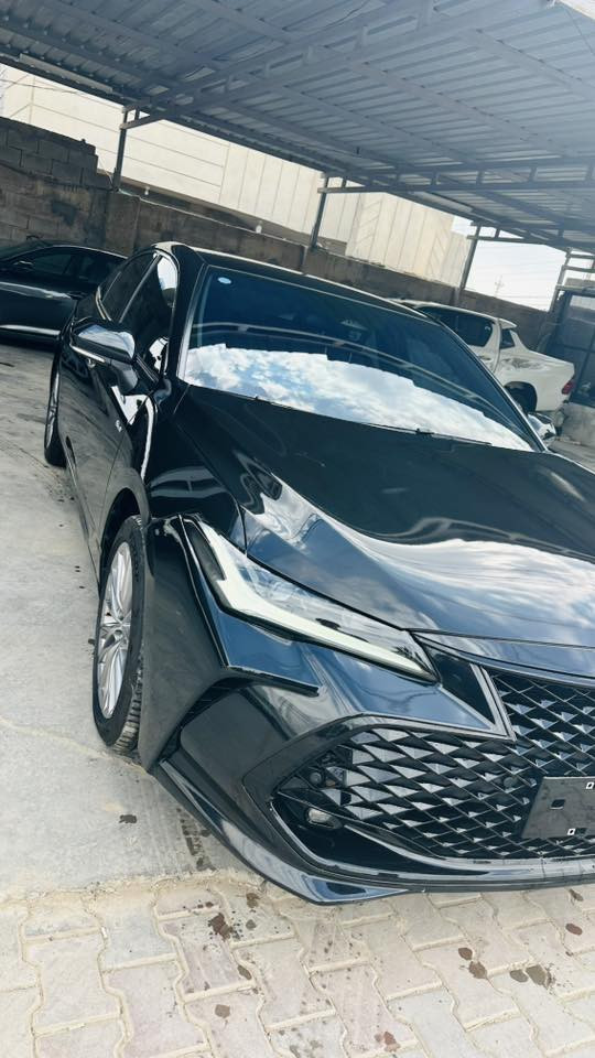 للبيع  افيلون موديل 2024تجميع الصين فول مواصفات بني رامه هايبرد محرك 4حجم 2500بيه قطعتين  بدون دواخل بنيد وجاملغ الخلفي تترقم بغداد ماشيه 16الف المكان واسط الزبيدية 
***********
