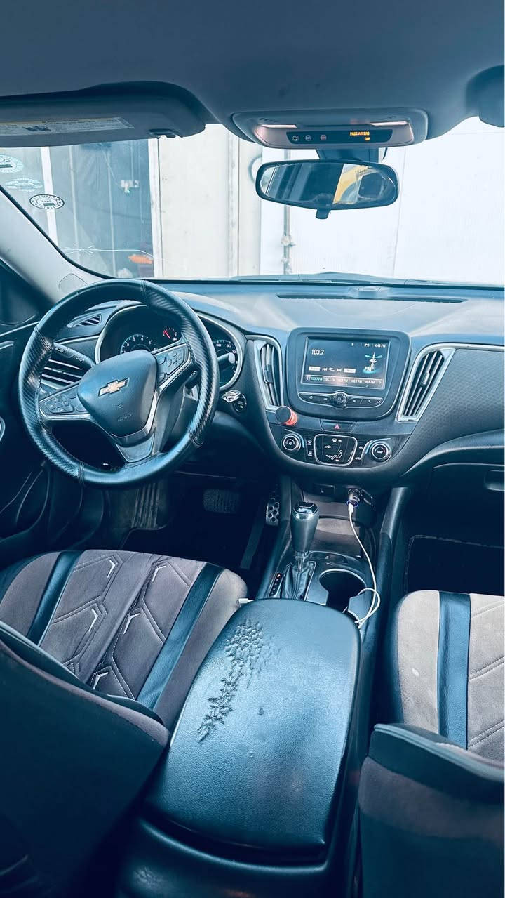 السلام عليكم ماليبو 2017 LT اللون نفطي حادثها 3 قطع الجاملغ والباب الأيمن حادثها من امريكا وقبغ الصندوك بالعراق تبريد تدفئة شغال السعر 85 وبيها مجال للطيبين *********** مكاني بغداد بغداد, العراق
