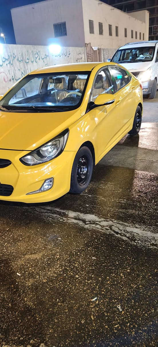 سلام عليكم سياره اكسنت موديل 2013بيها.بنيد امبدل وجاملغ جاهزه تبريد وتخم تاير وصبغ جديد وحداديه نص ونص مكينه جاهزه السعر 75قفل للستفسار ***********
