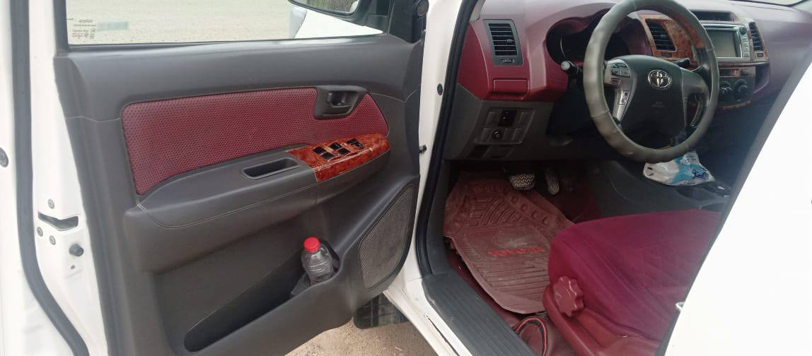 بيكم 2013
كويتي الساير
شاصي 19
كير اوتوماتيك 
ماشيه 180
رقم بغداد الدولي
السياره بيها براس الجاملغ صبغ اقل الشبر
وبيها بارد بل باب الخلفي والباقي كفاله
السعر 200
مكان السياره رمادي 
***********
