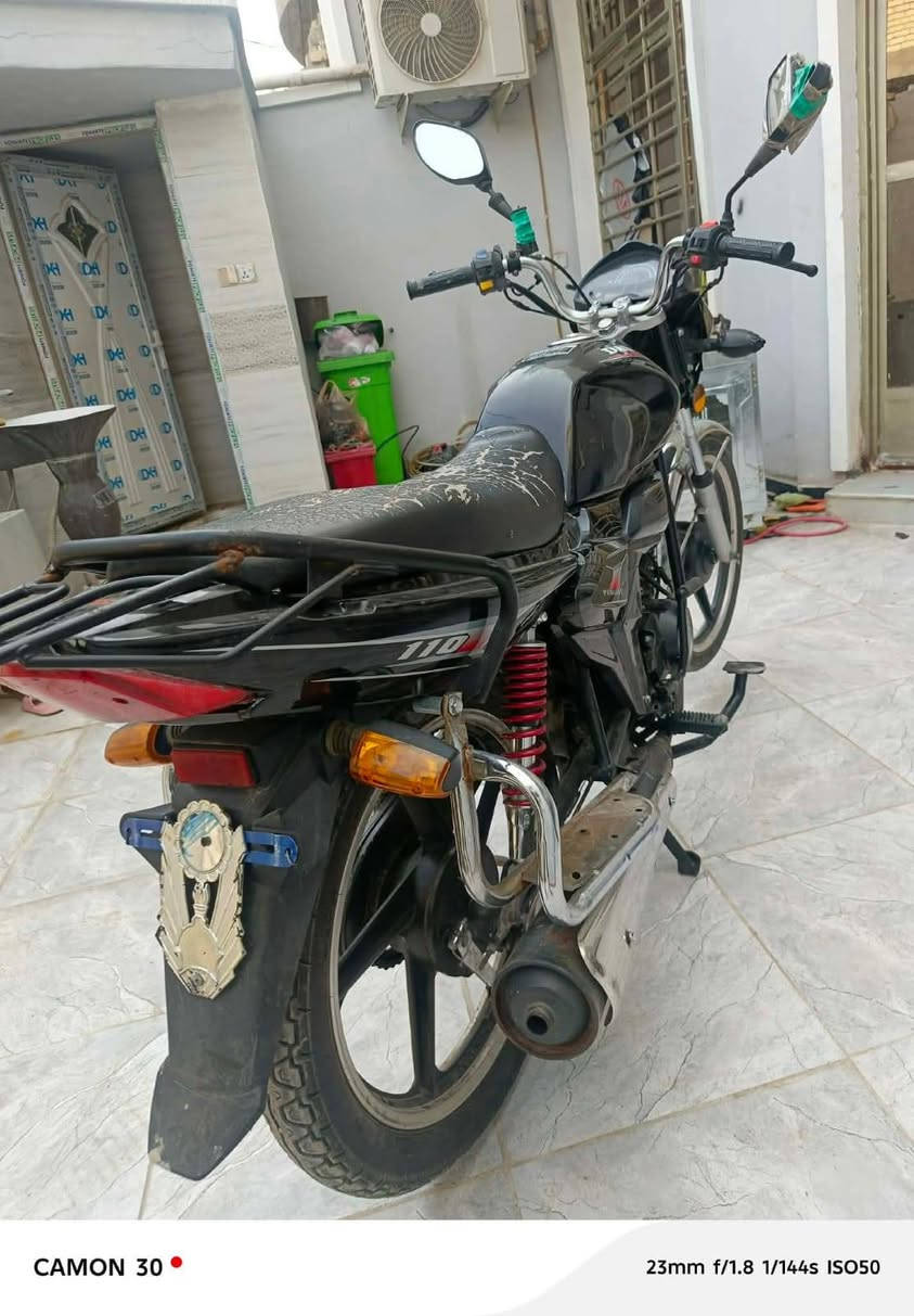 دراجه دايوان موديل 22اوراقهه كامله شغاله كلشي مابيهه نضافتهه شوفت عينك اوراقهه كامله مكفوله كفاله عامه
*********** متواجد وتساب فقط عنواني جسر دياله 
اعيد واكرر وتساب فقط
