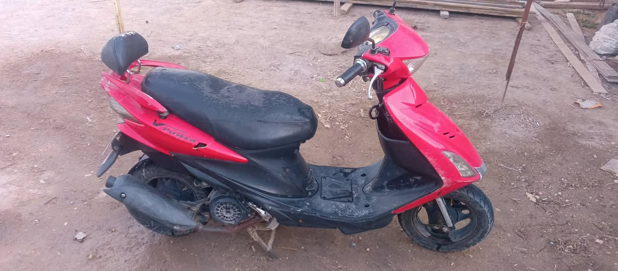 سلام عليكم دراجه نضيفه مكفوله هندر وسلف بسعر مناسب ***********
