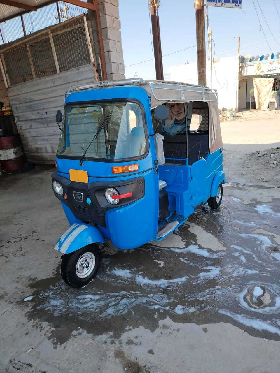 سلام عليكم تكتك للبيع موديل 22 شهر 9 رقم وسنويه مكفولة كفاله عامه من زلق تكتك نضف من صوره مكاني ناصرية ***********
