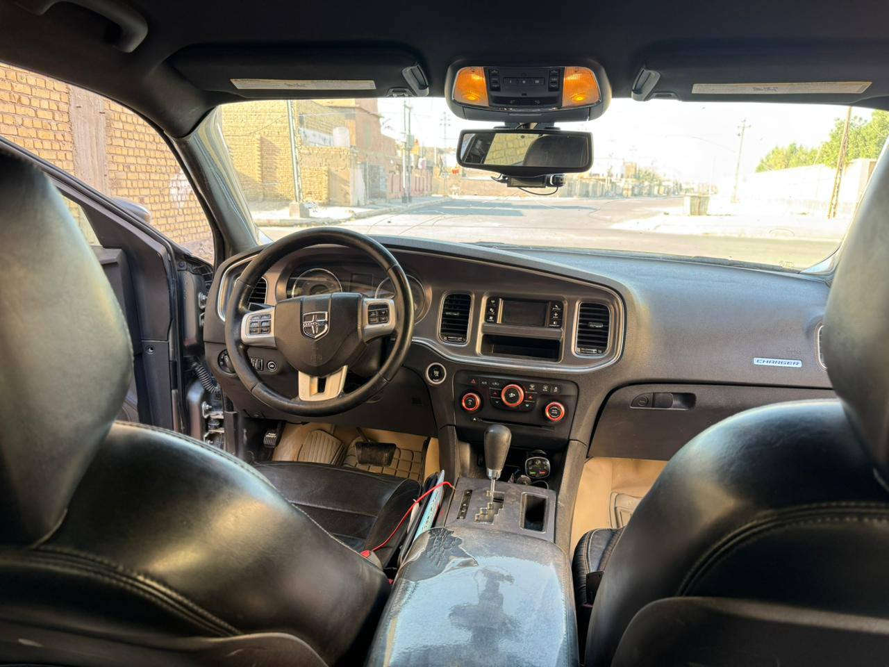 السلام عليكم شباب
للبيع جارجار مديل 2012 جاهزه مكينه كير حداديه تخم تاير باتري جديد خط حي بغداد الاستفسار ***********
