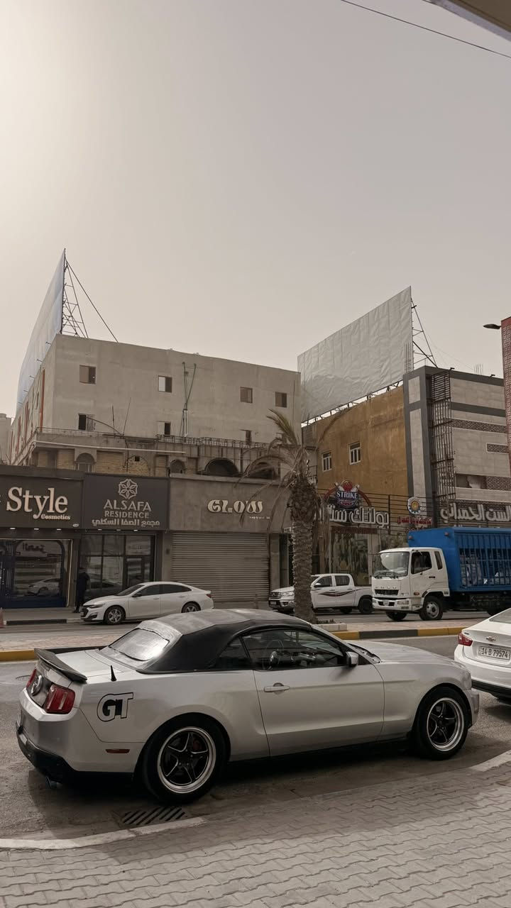 سلام عليكم البيع سياره موستنك2010كشف رقم بغداد  نكليزي سنويه الغاية 2030تحول ثاني يوم مشروع وطني مكينه 4000ستا سلندر مكينه وكير خير من الله حادثها خلفي وبل عراق مرشوشه جماليه اثر جرادكشنات حمر جدد دشبول حلو كشف كهربائية  تخم تاير وعليها ادامه كامله السياره  حلوه نقصها دبلات ونقصها كنبريسر تبريد فقط سعرها60مكاني البصره التعجبه هلا بي ال ما تعجبه لا يعلق لاستفسار ‭0773 837 7863‬
