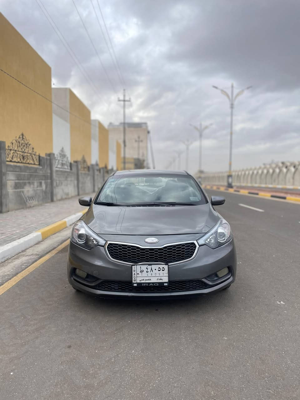 للبيع كيا سيراتو 2016 وراد خليجي بيه اربع قطع صبغ فقط وباقي مكفول وسونار في المنشور سياره فول موصفات ما عده الفتحه وبصمه 
اشاير بل مري ومري شفط وشاشه وكامره وحساسات امامي خلفي مكينه 1.6 دوش 
سياره رقم بغداد مشروع وطني 
سنويه الغايه 2027 
مكان سياره كربلاء المقدسه
السعر 106 وبيه مجال 
الاستفسار ***********
