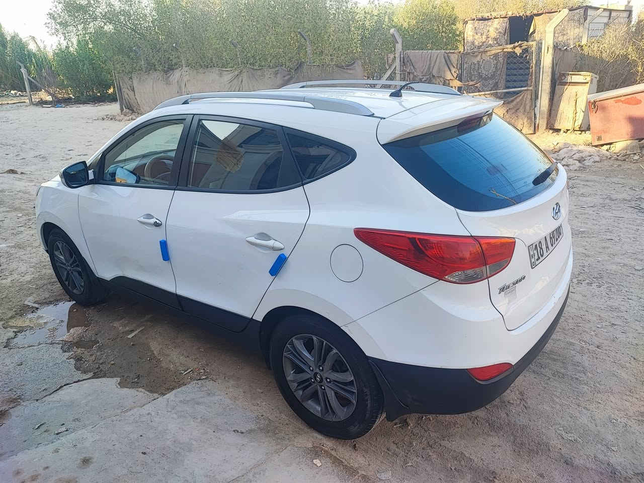 السلام عليكم  توسان للبيع 2015 خليجي السياره  نظيفه رقم ا***********
