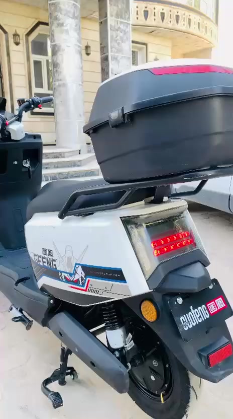 سكنس شحن للبيع مديل 2024 الدراجه بيها ملف وعقل فقط الدراجه كشرها نضيفه جداً سعرها 350 وبيها مجال للشراي مكاني السماوه للاستفسار خاص


**إذا كنت صاحب هذا الإعلان وتريد حذفه لأي سبب، رجاءا أرسل رسالة إلى الدعم الفني**