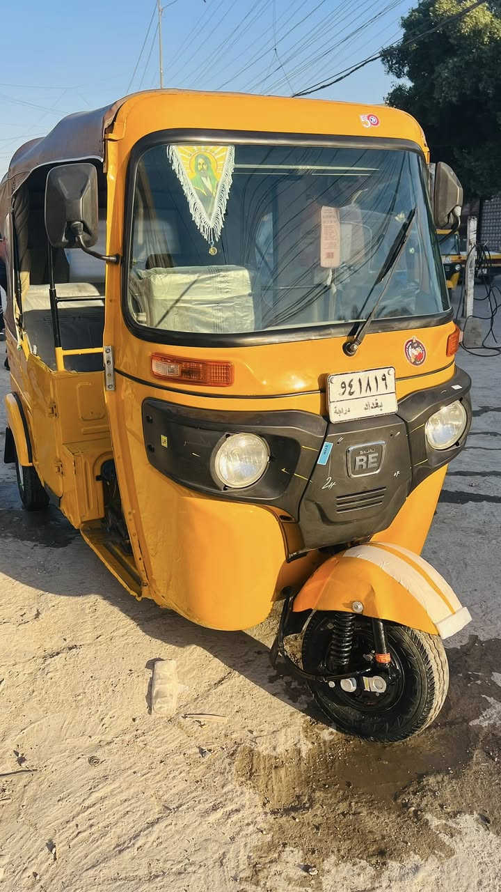 السلام عليكم تكتك 2021 البيع  بسمي تكتك  المكان بلديات شارع الكهرباء السعر 7800 بيه مجال بسيط رقم الهاتف ***********
