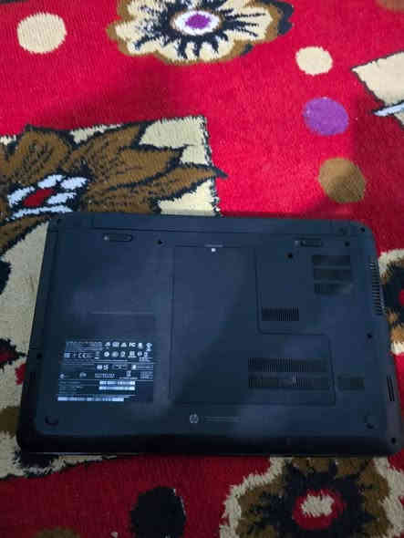 لابتوب hp  هارد ٥٠٠ كيكا و رام ٤ كيكا كارت شاشة  خارجي انفيديا  بلوتوث و كامره  موصفات موضحه ب صور الكارتون للبيع السعر  ١٥٠ بيه مجال قليل حلة مركز  المدينة  اتصال على الرقم ***********
