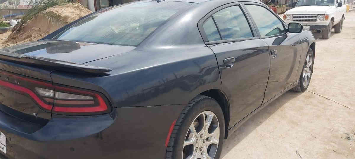 جارجر موديل 17 سياره جاهزه من كلشي شرط تحويل سياره سياره فورويل ملغي هسه تو ويل 
سياره كارتون ب سعر 148

***********
