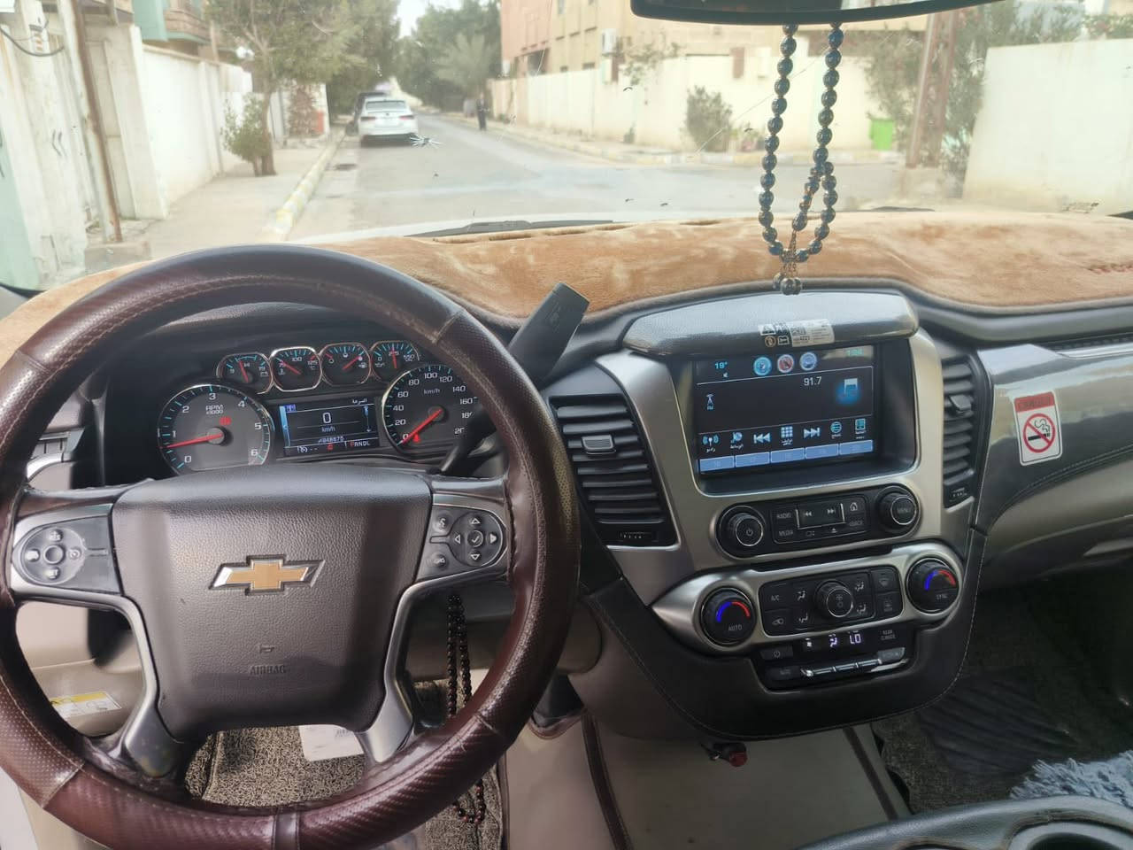سوبر بان
موديل 2017
للبيع السعر 27000 الف دولار 270 ورقة 

ضررها جاملغ خلفي ايمن 

الاتصال ***********

— مع ‏محمد الساطوري‏.
