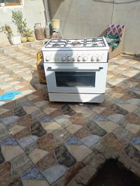 طباخ للبيع مابي عيب للسعر 75 الف وبي مجال الاتصال على الرقم 0771589531...