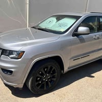 جراند شيروكي • ٢٠١٧ • بلاك توب