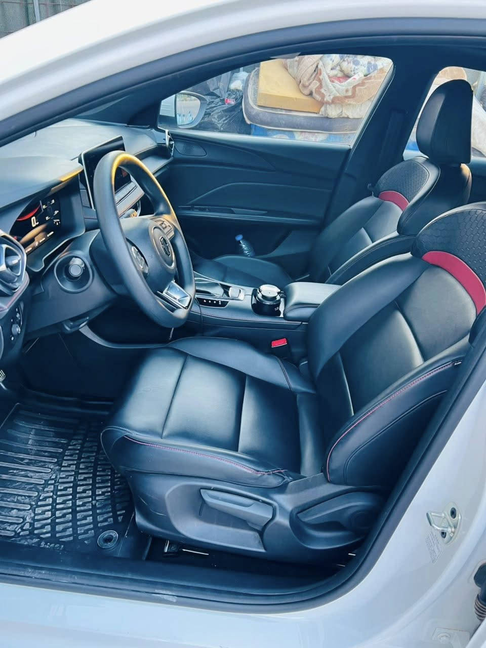 للبيع سيارة MG 5 GT Sport 2025
✅فول مواصفات

• مکینە 1.5 تيربو

•كشن جلد وكير ماوس اوتماتيك

• بصمة و شاشة اكتف و كاميرا ٣٦٠ درجە

• بريك كهربايي و لايت ليد و زينون

• أوتو هولد (Auto Hold)

• سلايد روف وتحكمات ستيرن 

• حساس خلفي

• ماشيه 20000 km

•رقم اربيل

• المكان بغداد المنصور

• السعر 120$ وبيها مجال

• للتواصل *********** واتسأب
