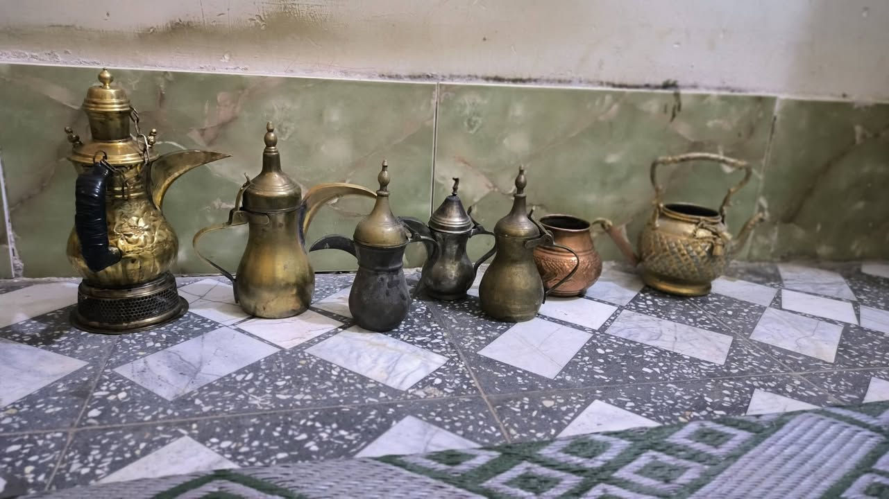 دلات قديمه +قواري قديمه
مكاني بغداد حي اور رقمي *********** السعر خاص وتحياتي
