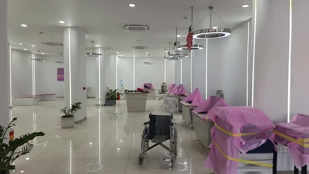مستعدين لعمل كافه الديكورات الداخليه والخارجيه عمل بوكسات جبس بورد فوم خارجي وصبغ الجدران والحديد وباسعار مناسبه للاستفسار ***********
