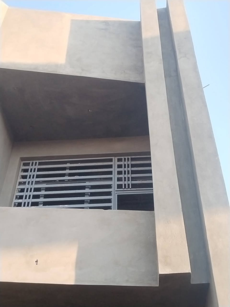 سلام عليكم ورحمة الله وبركاته
كادر خلف لبخ ٣ خلف
جص سمنت بورك درجه أوله شغل نضيف ومرتب
نشتغل داخل النجف متفرغين حالين للاستفسار الاتصال ***********
