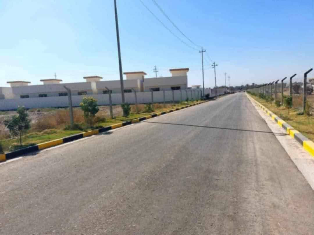 #دار سكن  داخل مجمع الصفوه  بابل. ابي غرق 
#المساحه ٢٠٠م.   #مطلوب ٧٧ للمصرف العقاري 
#مدة التقسيط ١٥ سنه.  #يباع  بمقدمه.  75
للاستفسار مراجعة. مكتب# الثقه للعقار 
***********
