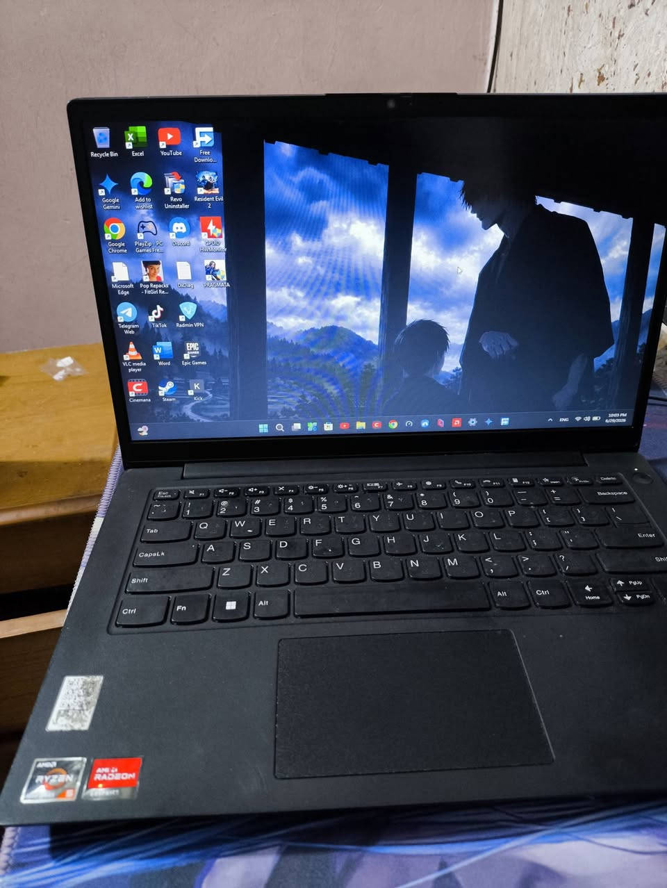 لابتوب للالعاب المتوسطة ب320الف
المواصفات: 
معالج: Ryzen 5 5600U
رام: 16غيغا DDR4
كرت شاشة AMD Radeon(TM) Graphics
مدمج 6 غيغا و4 غيغا مخصص للالعاب من كرت الشاشة المجموع 10 غيغا كرت شاشة.
هارد: مساحة 256GB SSD M. 2
حجم: 14.1
اللالعاب الي بل صورة
Rezedint evil 2 remake 
PRAGMATA
ويشغل بعد العاب مثل الدن رينغ و GTA 5
السعر 320 الف مكان بغداد


**إذا كنت صاحب هذا الإعلان وتريد حذفه لأي سبب، رجاءا أرسل رسالة إلى الدعم الفني**