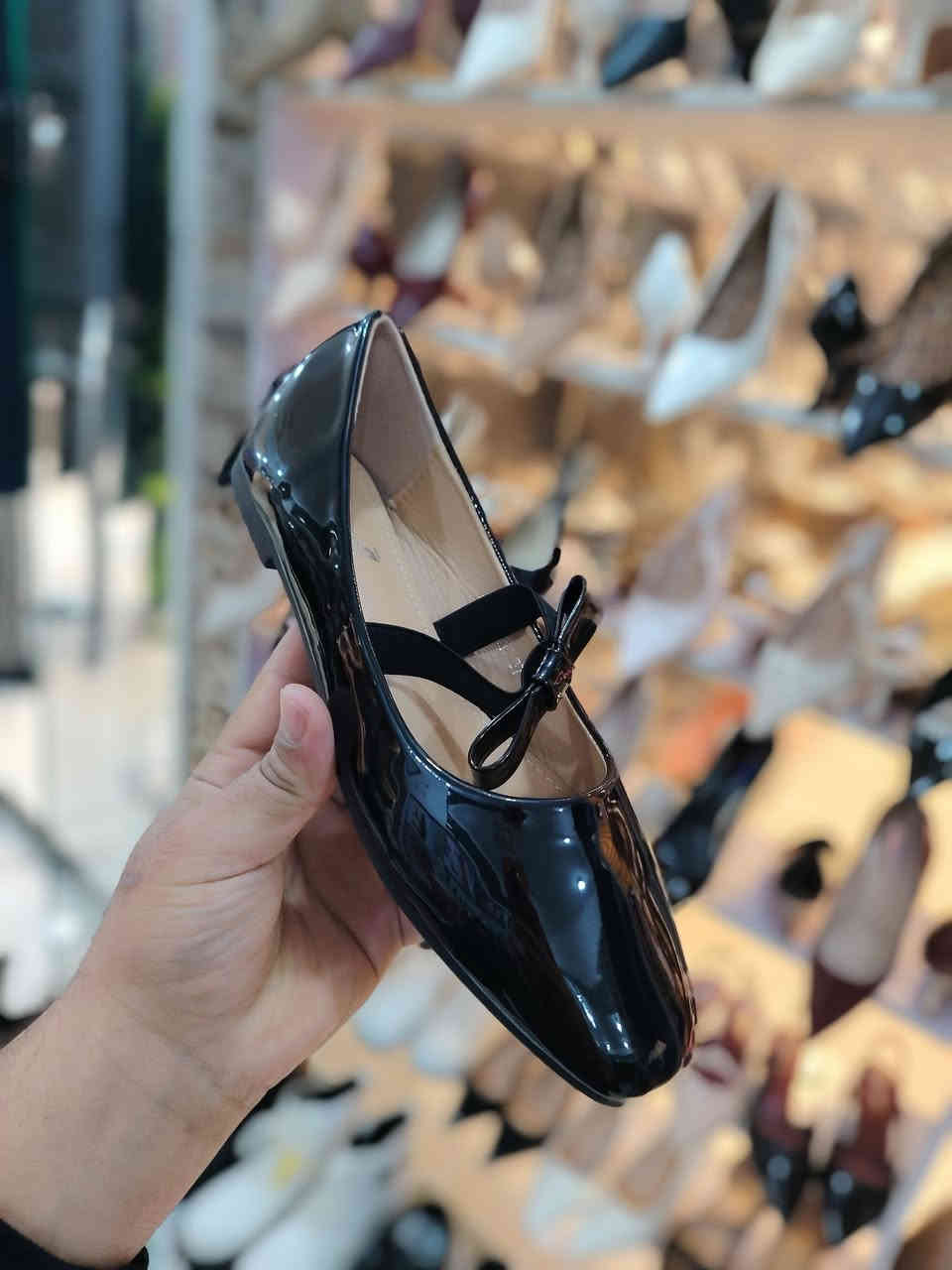 وصل الجمال 😍😍🥰
حذاء فلات زارة كوالتي ماستر طبي وزن ريشة 🪶🪶
قياسات مشكل من 37الى41
يوجد توصيل
واتساب ***********
عنوان المحل ديالى المقدادية حي المعلمين شارع المخضر مجمع العزاوي مقابل أزياء ناز
