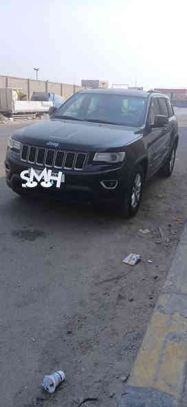 للبيع جيب كراند شيروكي لاريدو (خليجي) 2014 كفاله عامه رقم بصره (***********).
