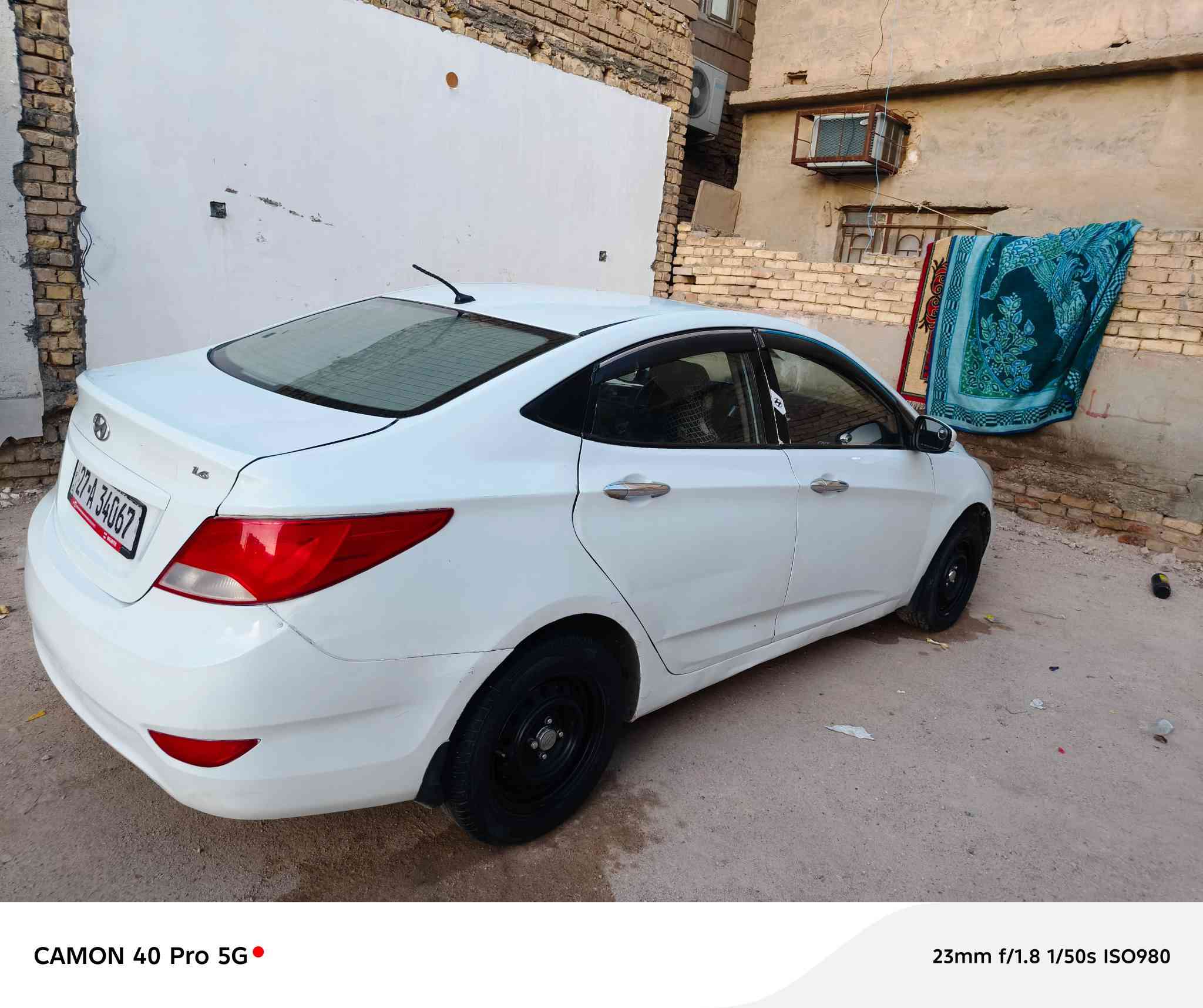 السلام عليكم اكسنت 2015 محرك 1600 دوش قطرتين فتحه اشاير بالمري كير محرك شرط بيه دعمه جهت السدر بابين ومعمرات تبريد ثلج تدفئه شغاله ما بيه اي نقص الف متذب عليه ترايك وين متريد رقم ذي قار بسمي احول ما انطي وكاله السعر 80 و بيه مجال للشراي هذا رقمي ***********
