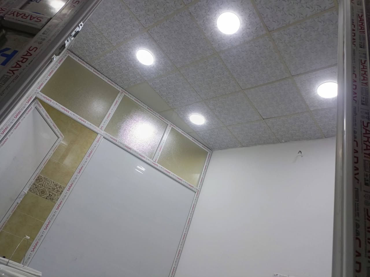 السلام عليكم تأسيس كهربائيات عام تأسيس طابوق وبلوك وتاسيس بوردات للتواصل ***********
