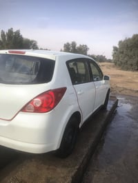 نيسان تيدا ٢٠٠٨ رفم بغداد مكان السياره حله مصبوغه عام بسبب الجراد حادث...