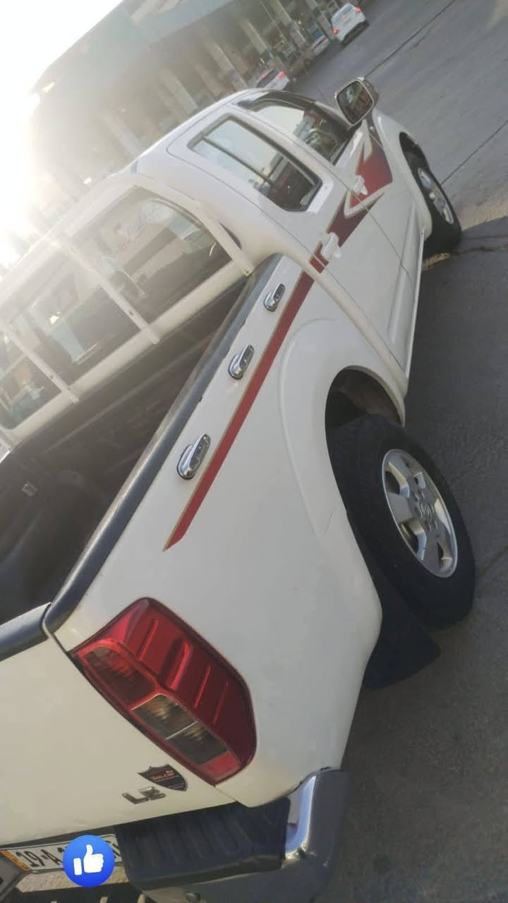 نيسان نافاره 2013سياره جاهزه تخم تاير حداديه تبريد شغال مكينه مجفته 
رقم دولي كربلاء بأسمي سعر 120
***********
