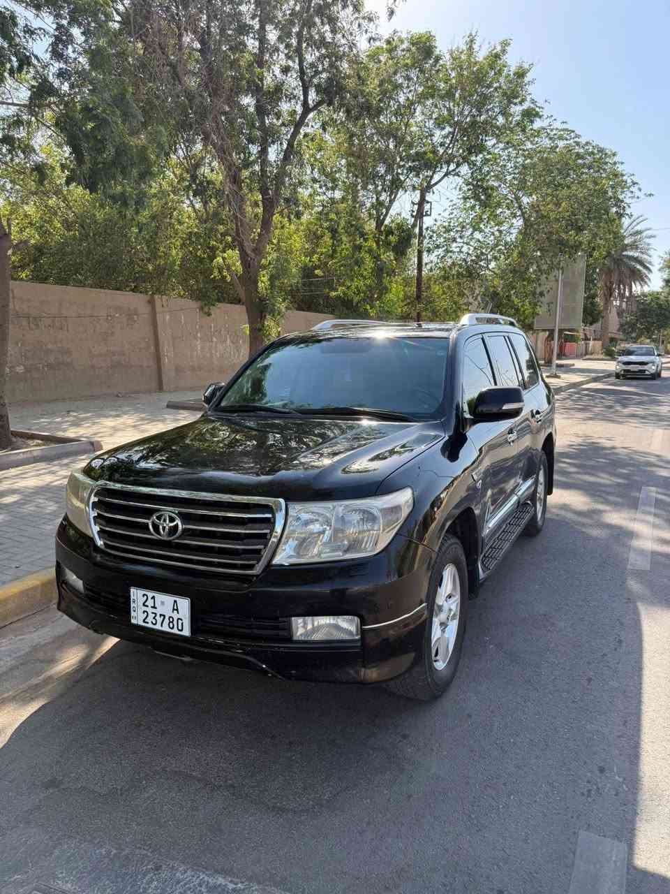 لاندكروز ستينه اصل 2011
VXR5700V8
كفاله عامه من الظربه والصبغ والتبديل فقط ملاحظات بسيطه 
كير محرك بلاد شركه 
بصمه اربع ابوب دخول ذكي 
فتحه سقف
رقم سليمانيه تحويل مباشر باسمي تضليل مدفوع سنة 
مكانها بغداد الكرخً
‭***********
