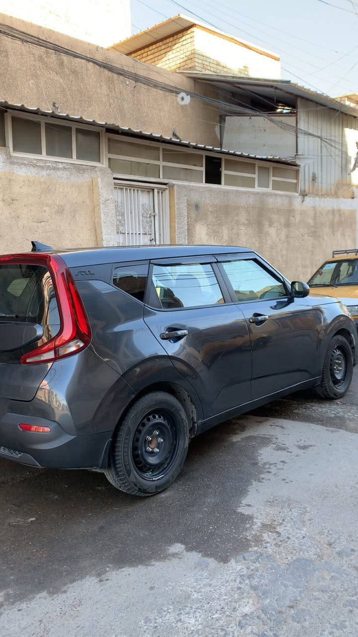 سلام عليكم 
كيا صول 2020 امريكي 
ماشيه 71 
صور الحادث بالمنشور 
العنوان مدينه الصدر الاورفلي 
السعر / 130 
مكلف بالنشر رقم صاحب السياره 

***********
