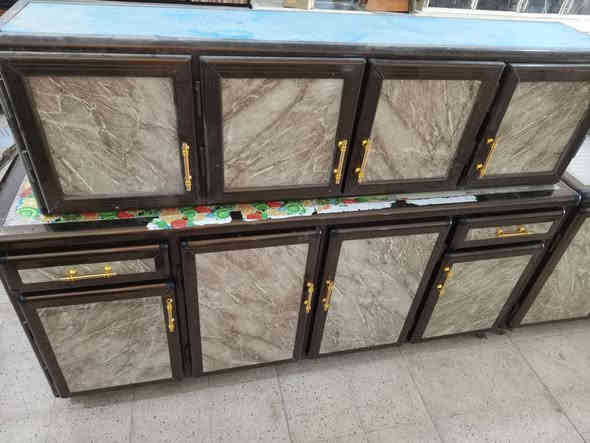 مستعد لشراء الكاونترات.
متاح 
كاونتر المنيوم 3 قطع جدا نظيف السعر 325 الف .قياس السنك 160 سم وقياس الارضي مترين وقياس الملحق 180 سم .العنوان قادسيه 2 قرب جامع ذياب العراقي .
***********
***********
يحتويان واتساب
