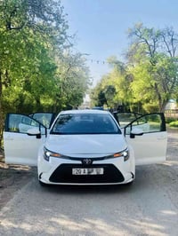 كورولا 2025 بانزين وارد امريكي    - مواصفات LE   - ماشية 5 الاف فقط   ...