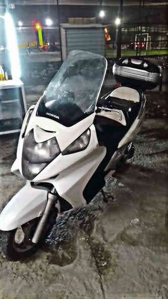 سلام عليكم
سلفر 600 دراجه شغاله نكره بس الدراجه امشي بيها 

مسافه يطلع صوت بل كلجات ابيعها علا حطتها 

كلها شغاله اشاير لايتات عالي ناصي 

مكان بغداد مدينه الصدر الحبيبيه 

لشراي يتصل واني خادم 

سعر  مليون وبيه مجال 
***********
